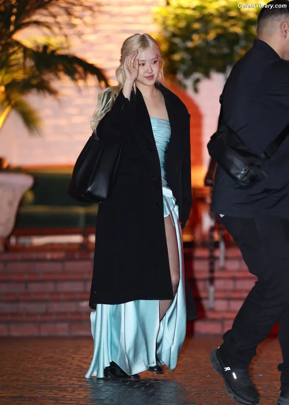 Rosé (BLACKPINK) photo 1 of 4338