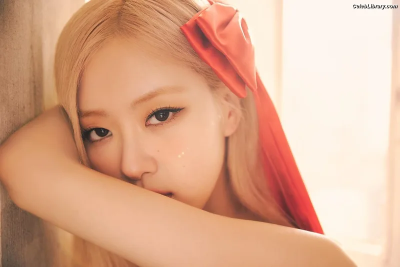 Rosé (BLACKPINK) photo 6 of 4338