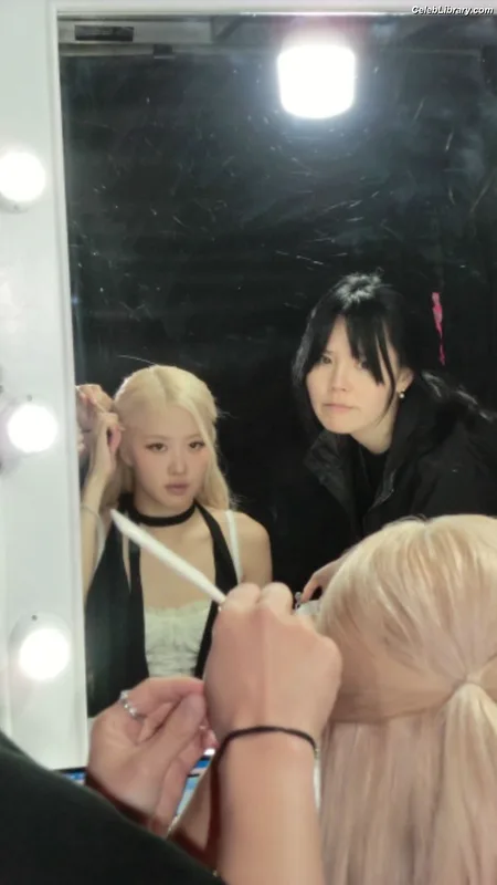 Rosé (BLACKPINK) photo 9 of 4338