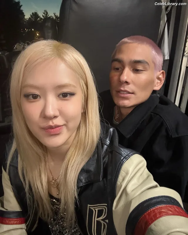 Rosé (BLACKPINK) photo 21 of 4338