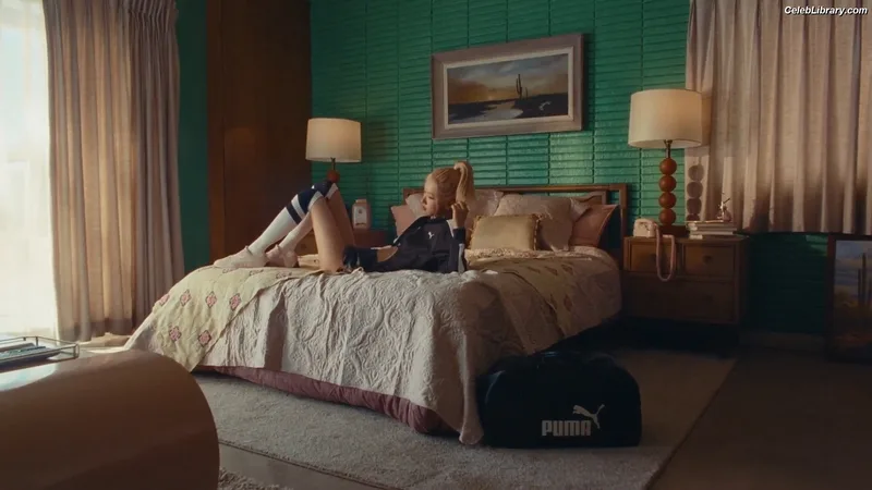 Rosé (BLACKPINK) photo 7 of 4338