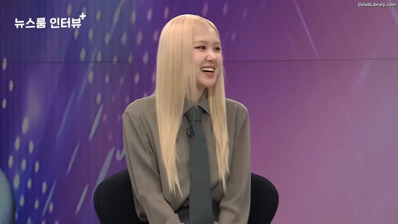 Rosé (BLACKPINK) photo 2 of 4338