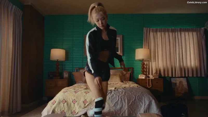 Rosé (BLACKPINK) photo 22 of 4338