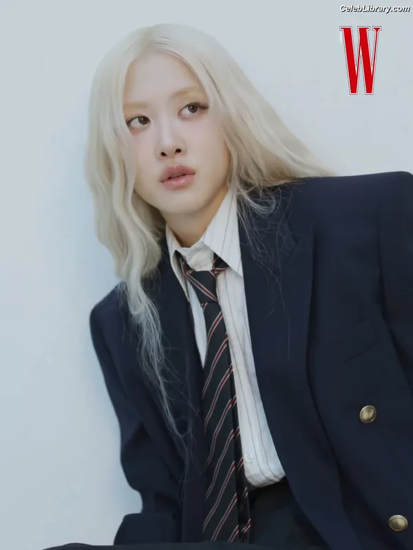 Rosé (BLACKPINK) photo 4 of 4338