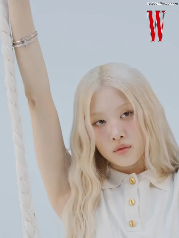 Rosé (BLACKPINK) photo 8 of 4338