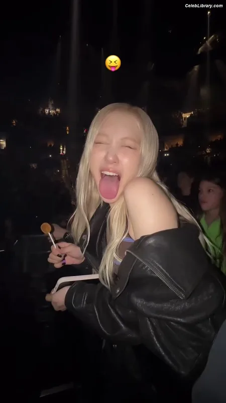 Rosé (BLACKPINK) photo 9 of 4338