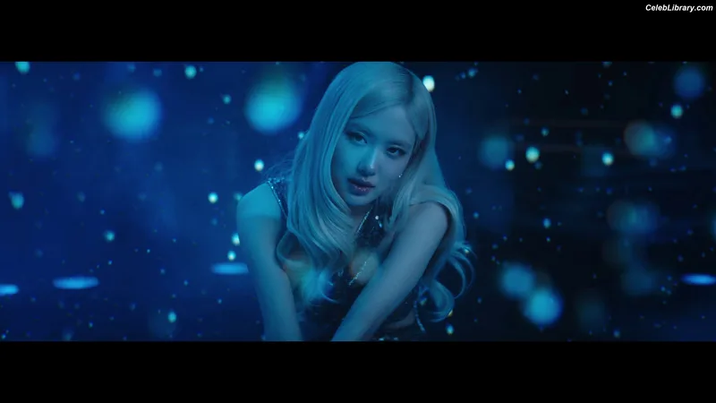 Rosé (BLACKPINK) photo 7 of 4338
