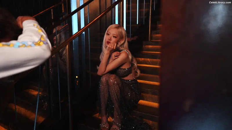 Rosé (BLACKPINK) photo 11 of 4338