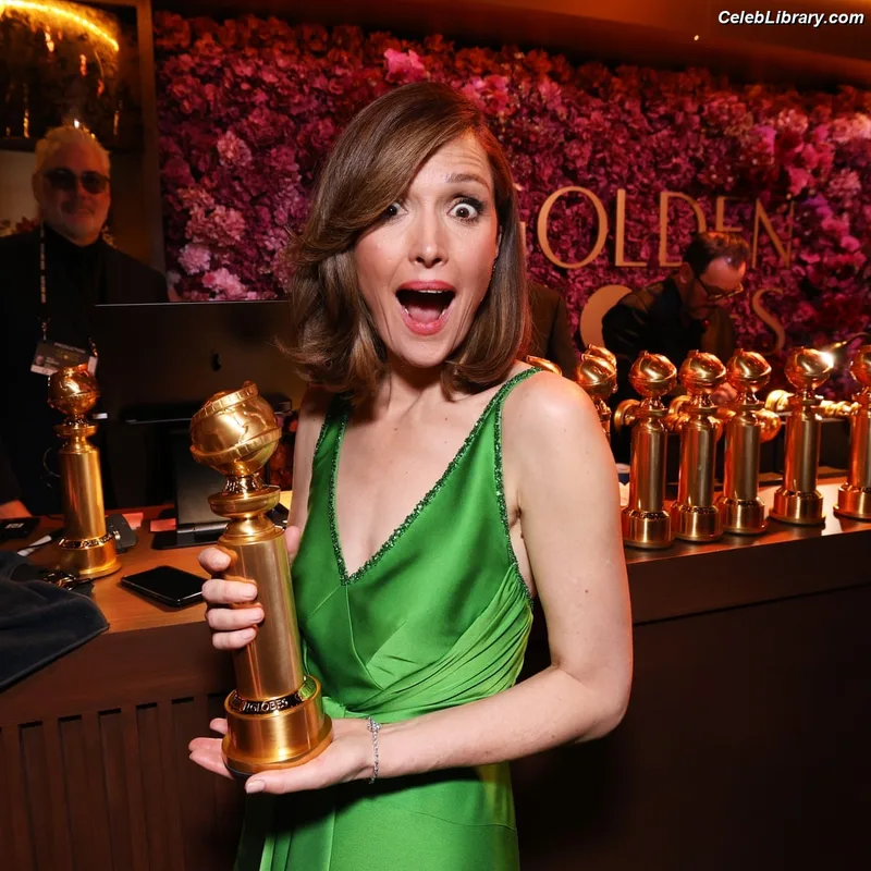 Rose Byrne photo 21 of 435