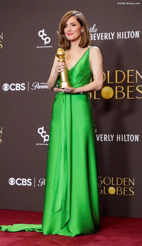 Rose Byrne photo 16 of 435