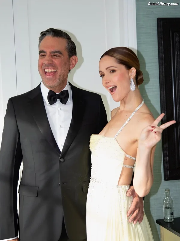 Rose Byrne photo 15 of 435