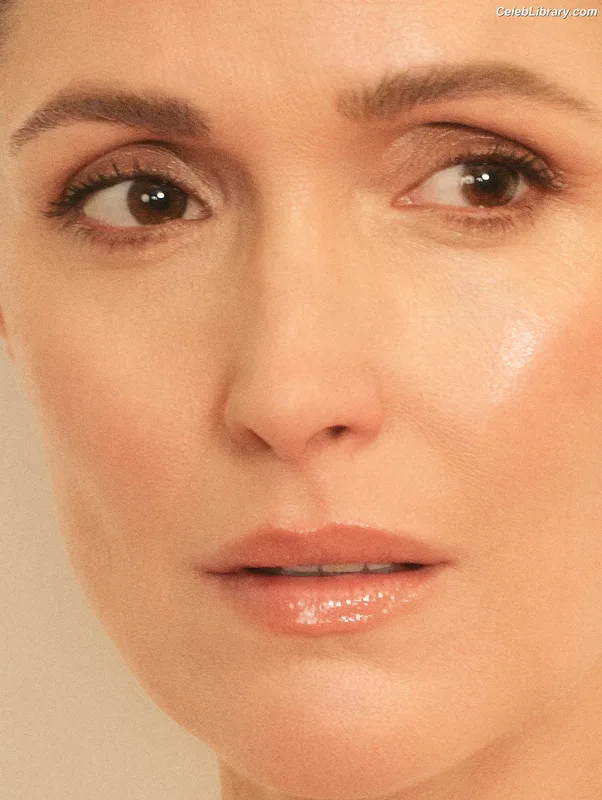 Rose Byrne photo 23 of 435