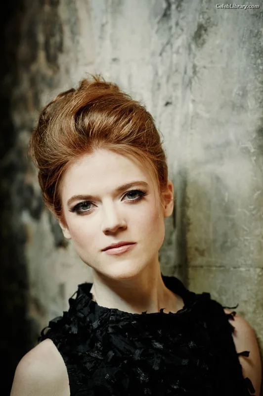 Rose Leslie photo 1 of 44