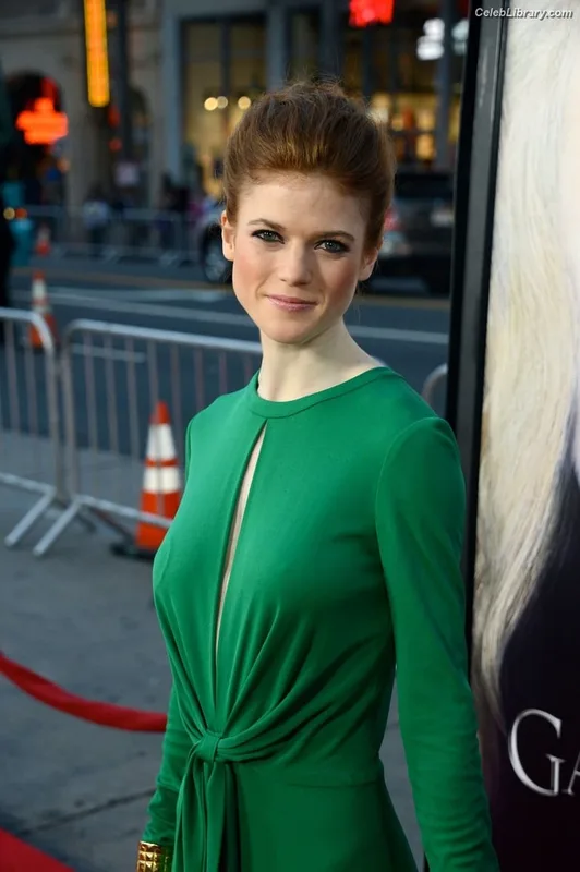 Rose Leslie photo 9 of 44