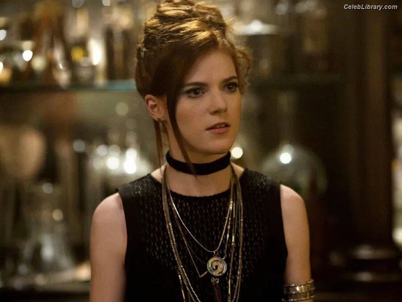 Rose Leslie photo 16 of 44