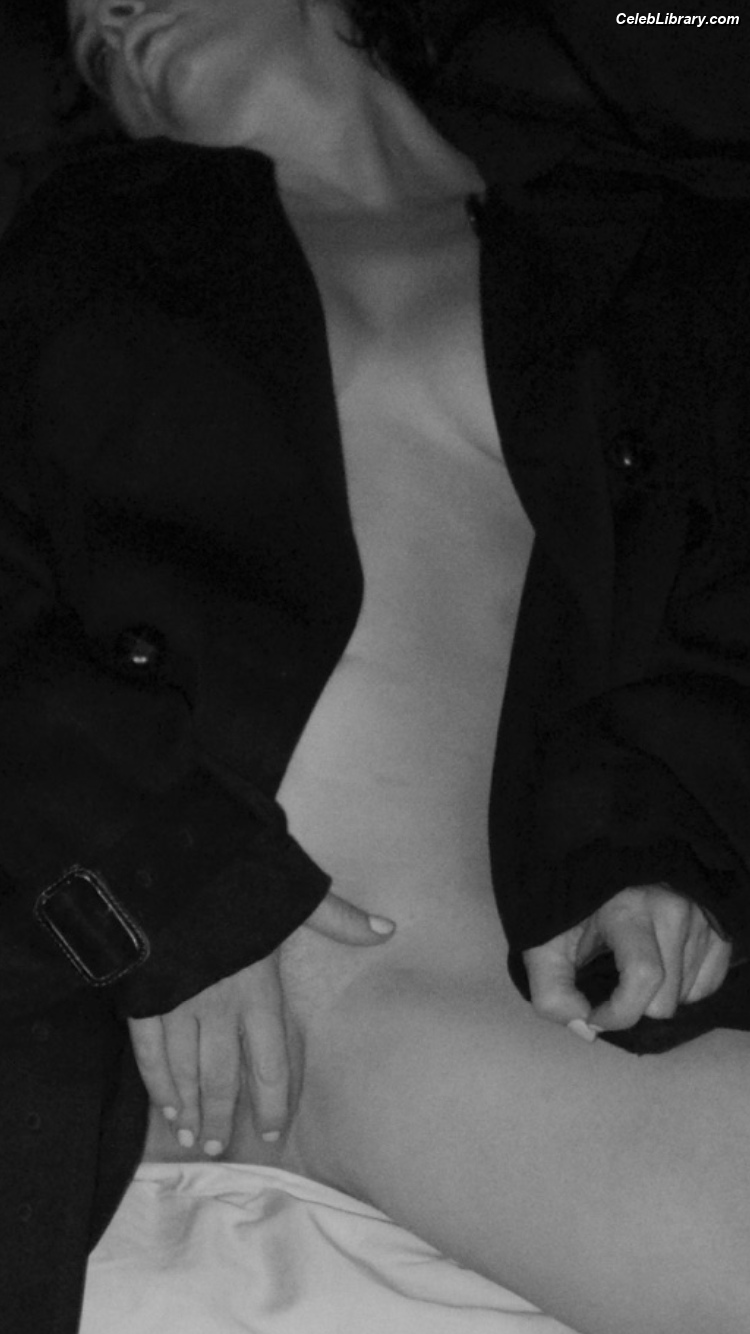 Rose McGowan photo 3 of 218