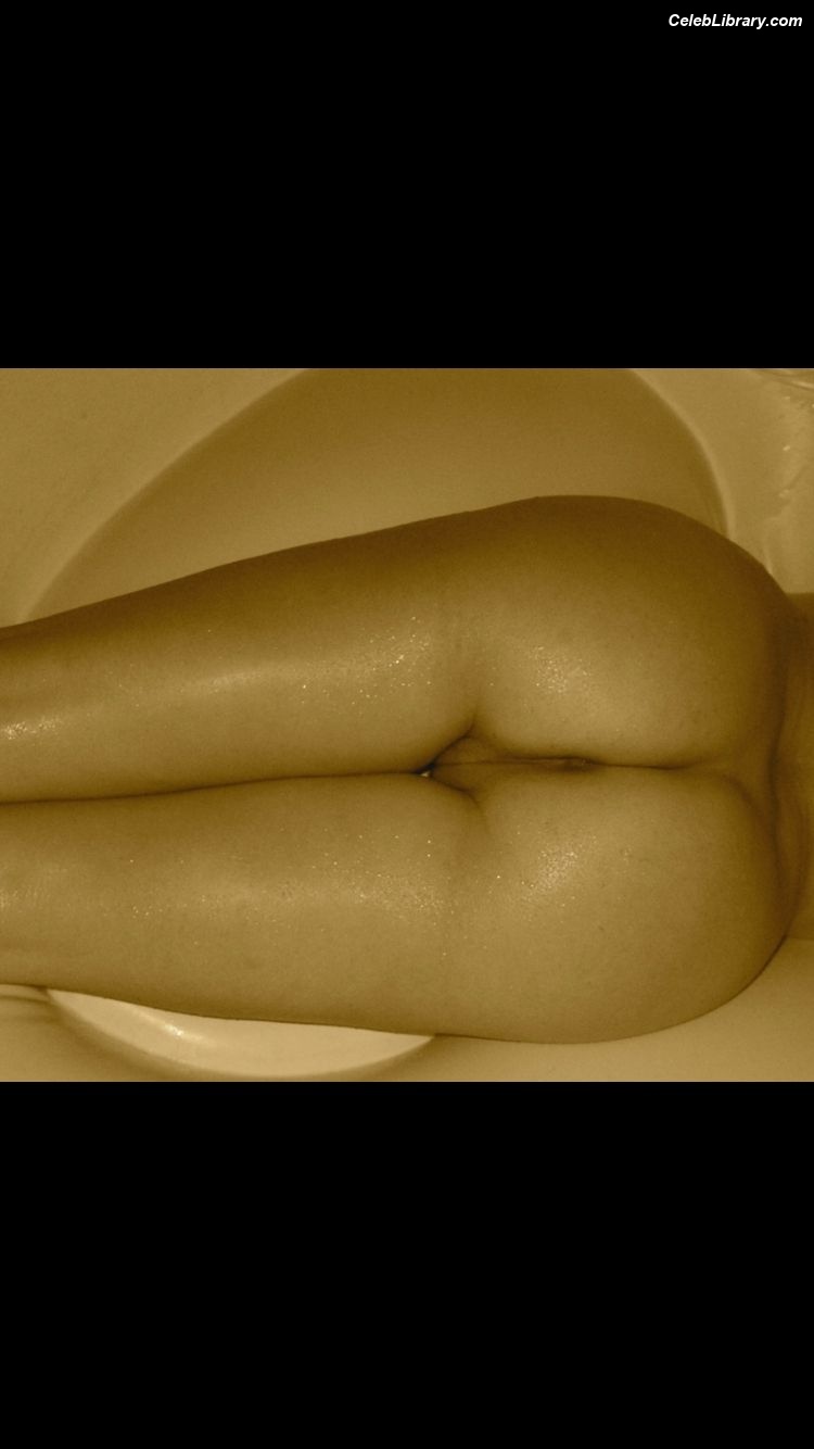Rose McGowan photo 10 of 218