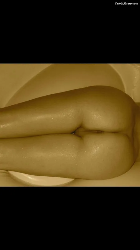 Rose McGowan photo 3 of 218