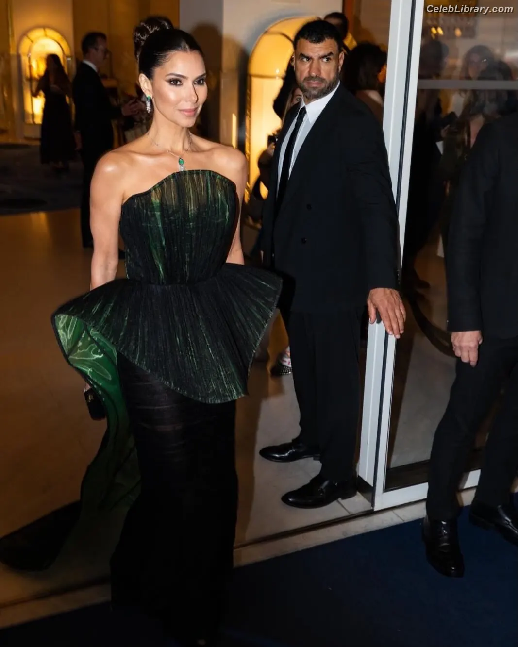 Roselyn Sanchez photo 24 of 164