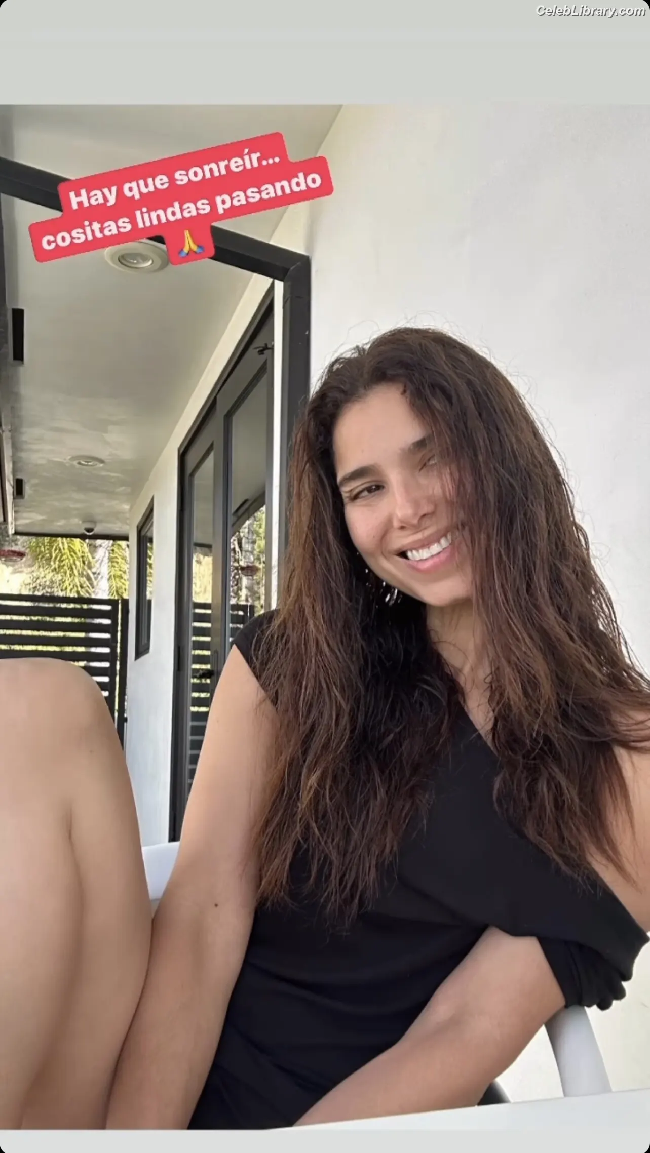Roselyn Sanchez photo 5 of 164