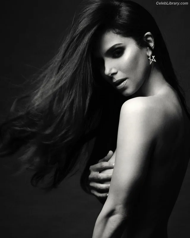 Roselyn Sanchez photo 10 of 161