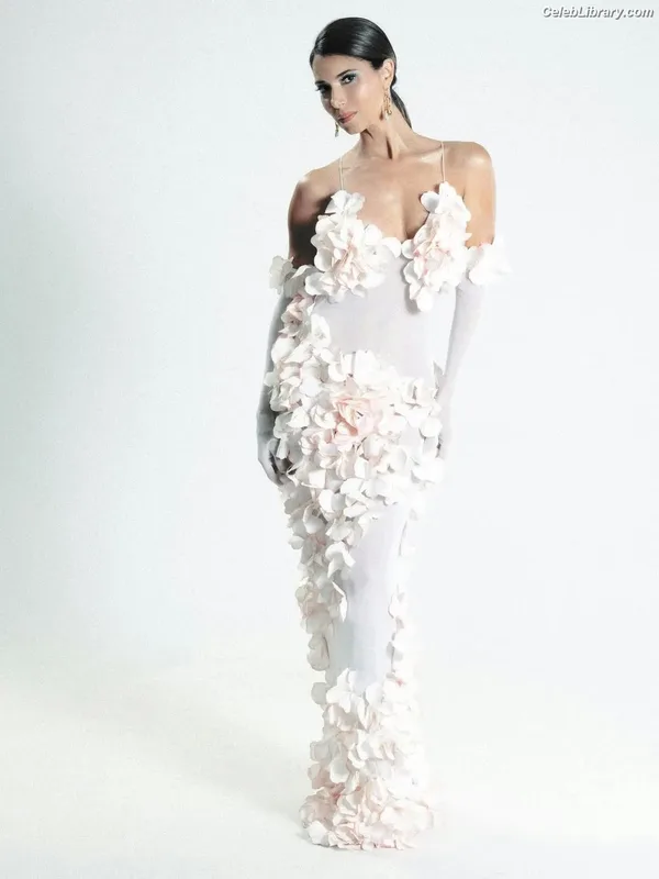Roselyn Sanchez photo 16 of 161