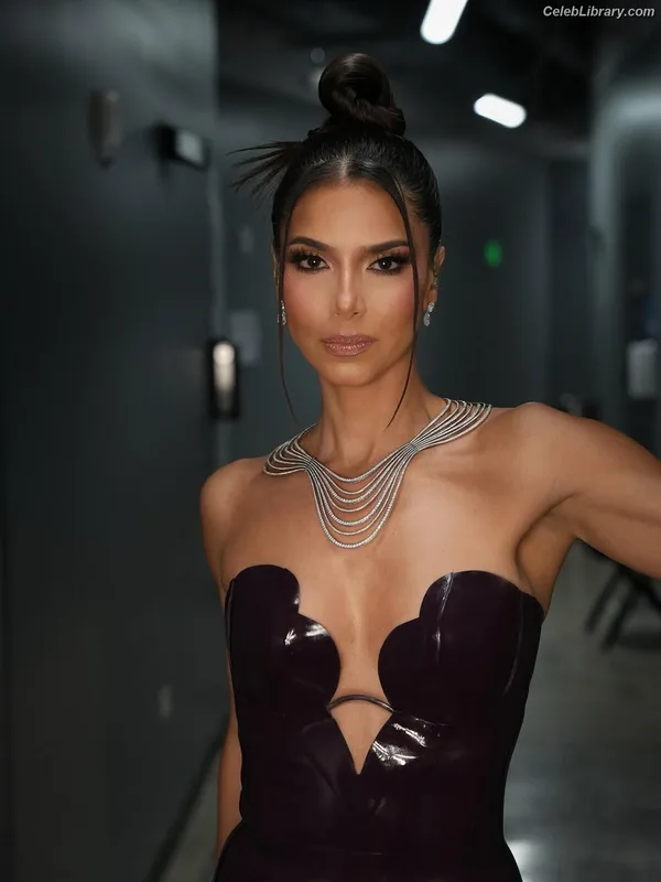 Roselyn Sanchez photo 24 of 161