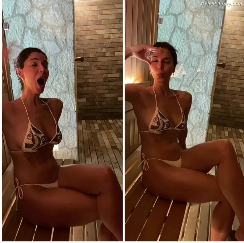 Roselyn Sanchez photo 10 of 161