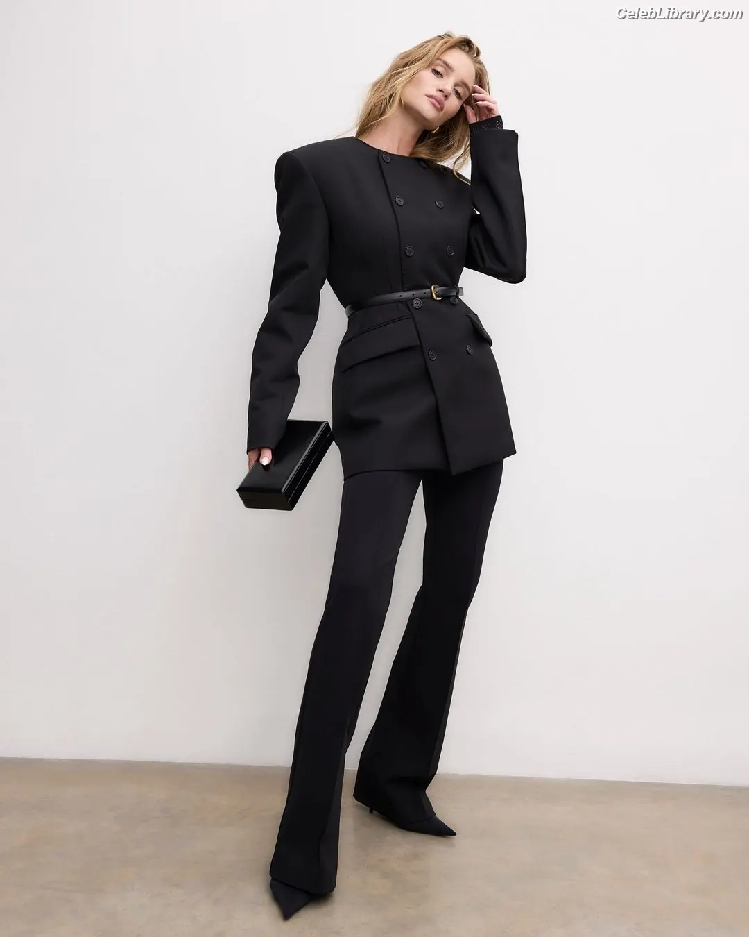 Rosie Huntington-Whiteley photo 24 of 847
