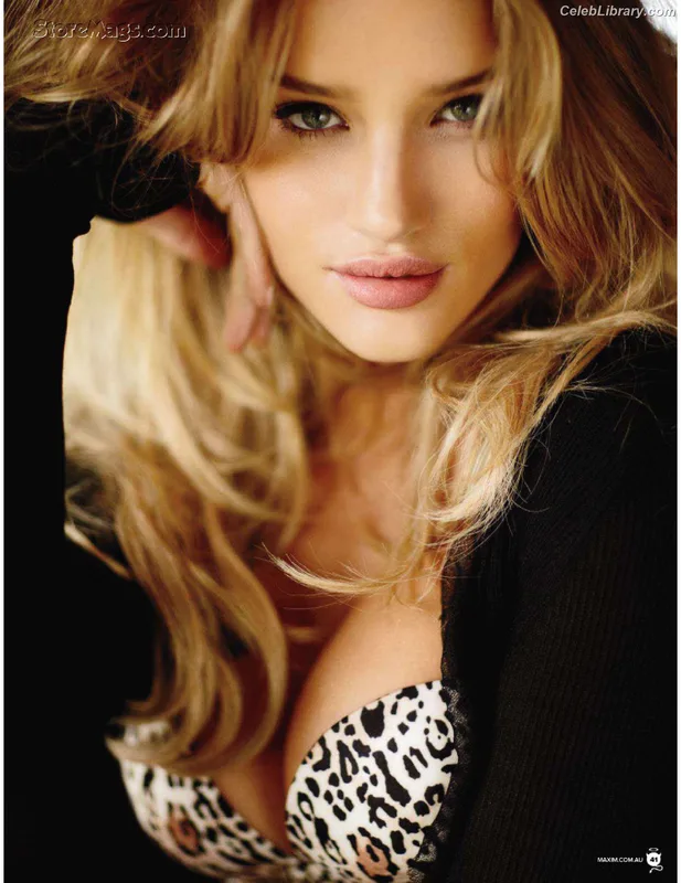 Rosie Huntington-Whiteley photo 13 of 846