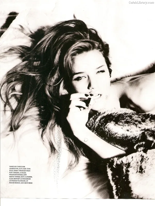 Rosie Huntington-Whiteley photo 15 of 846