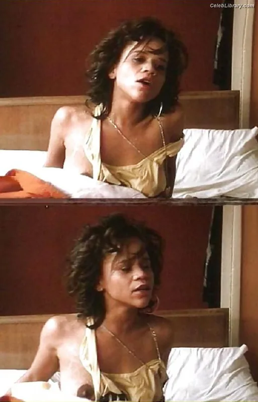Rosie Perez photo 24 of 26