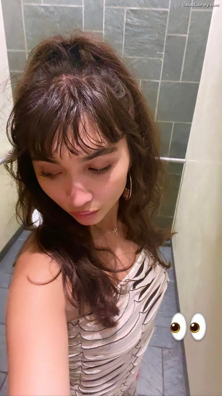 Rowan Blanchard photo 11 of 752