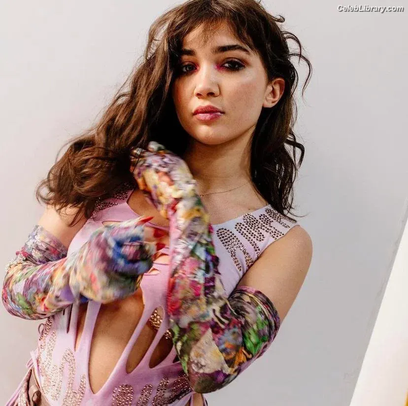 Rowan Blanchard photo 23 of 752