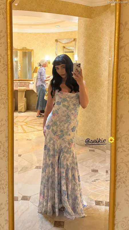 Rowan Blanchard photo 10 of 753
