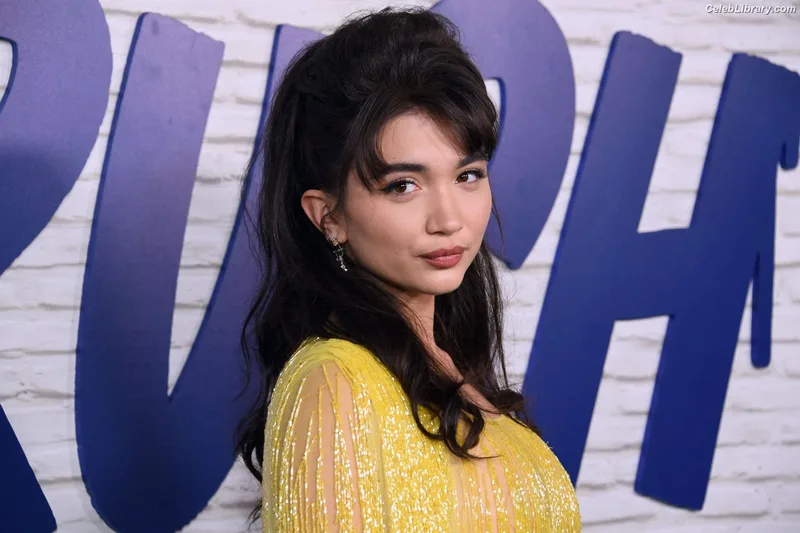 Rowan Blanchard photo 4 of 753
