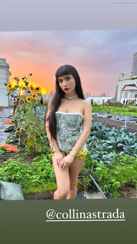 Rowan Blanchard photo 3 of 753