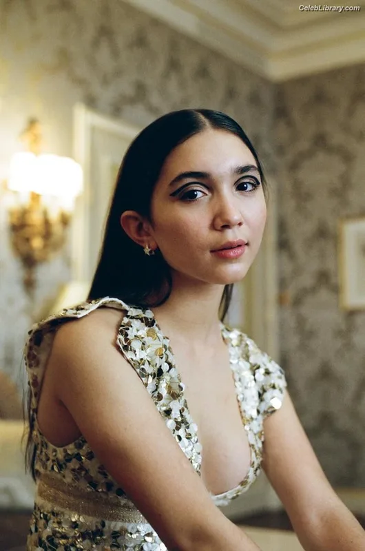 Rowan Blanchard photo 8 of 753