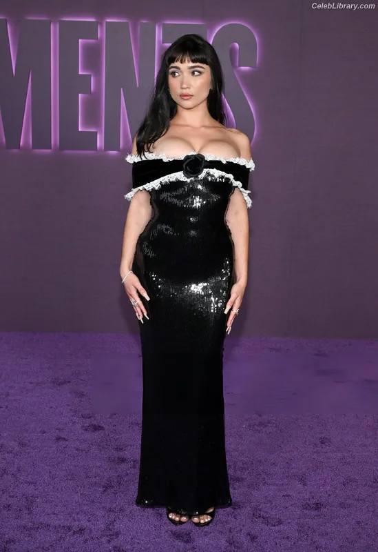 Rowan Blanchard photo 15 of 753