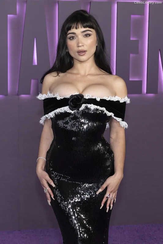 Rowan Blanchard photo 17 of 753