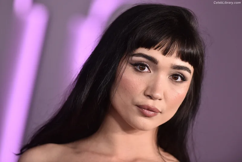 Rowan Blanchard photo 16 of 753