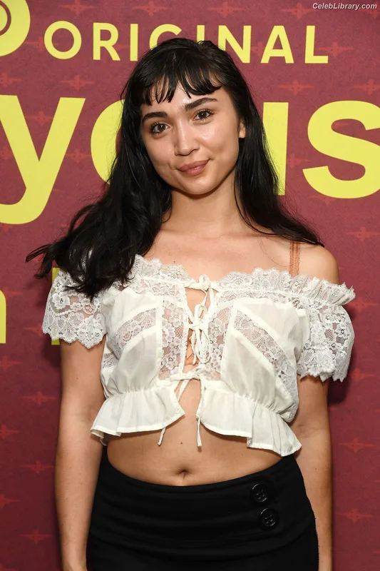 Rowan Blanchard photo 17 of 753