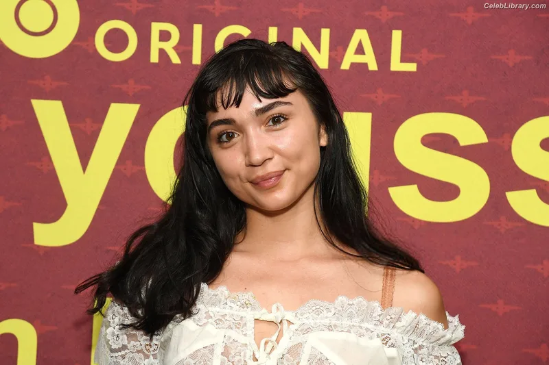 Rowan Blanchard photo 20 of 753