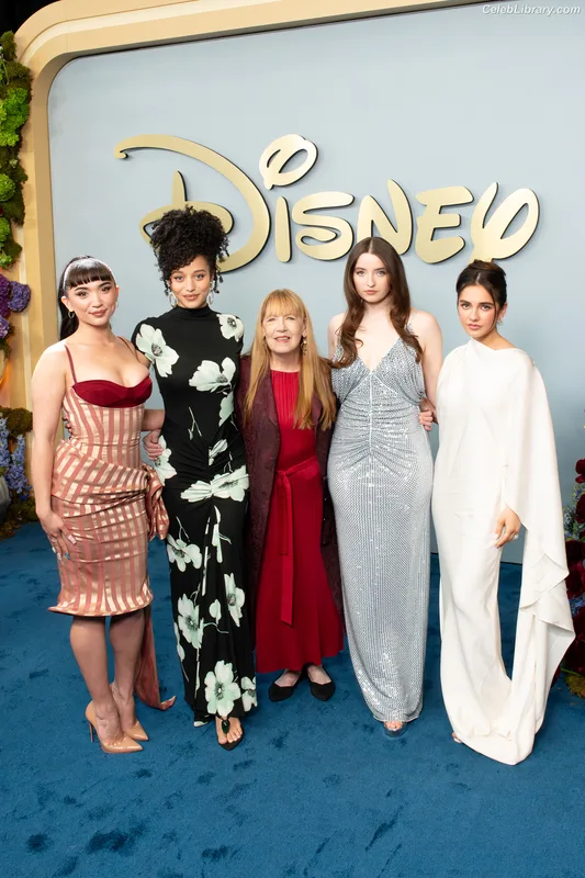 Rowan Blanchard photo 2 of 753