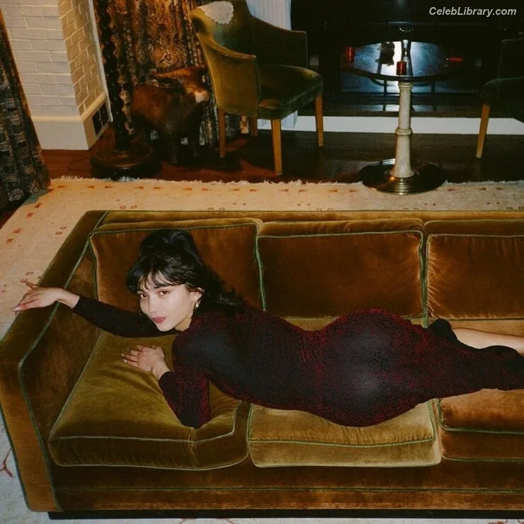 Rowan Blanchard photo 17 of 753