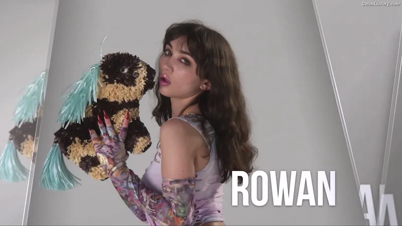 Rowan Blanchard photo 3 of 753