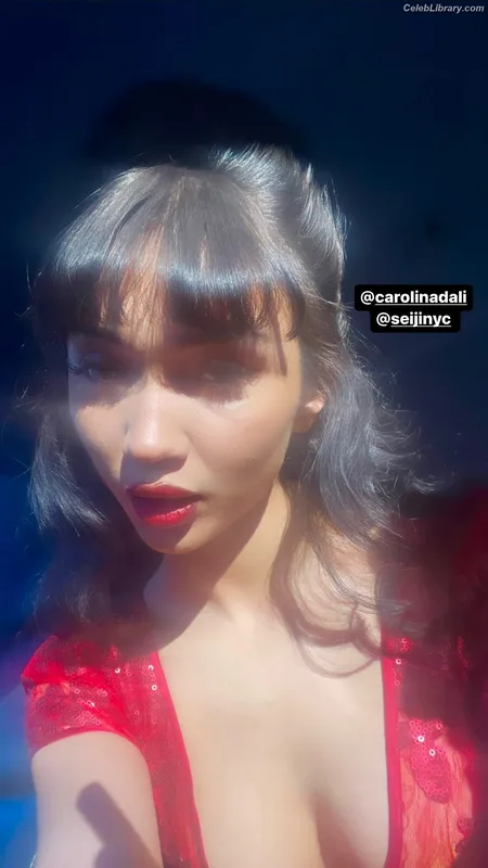 Rowan Blanchard photo 7 of 753