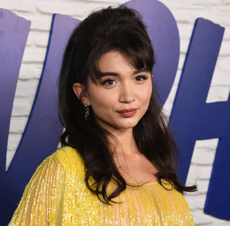Rowan Blanchard photo 10 of 753