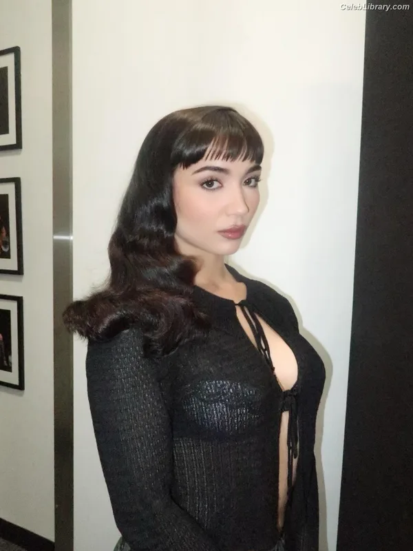 Rowan Blanchard photo 19 of 753