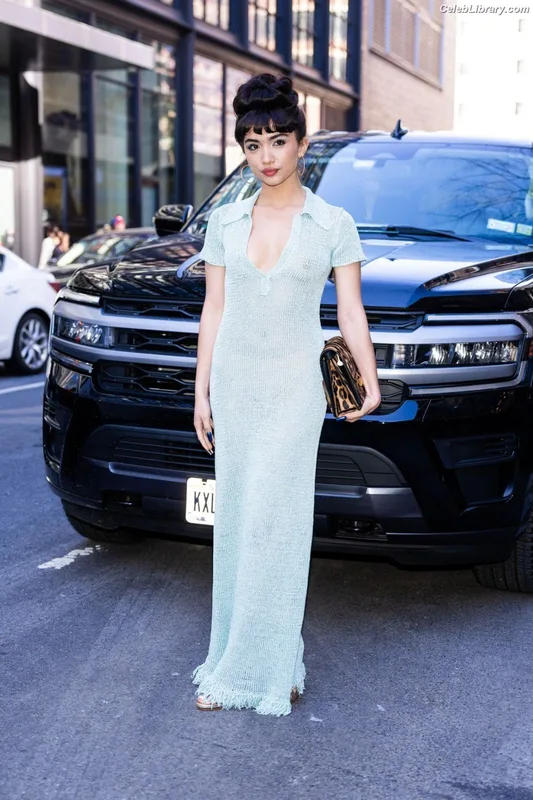 Rowan Blanchard photo 13 of 753
